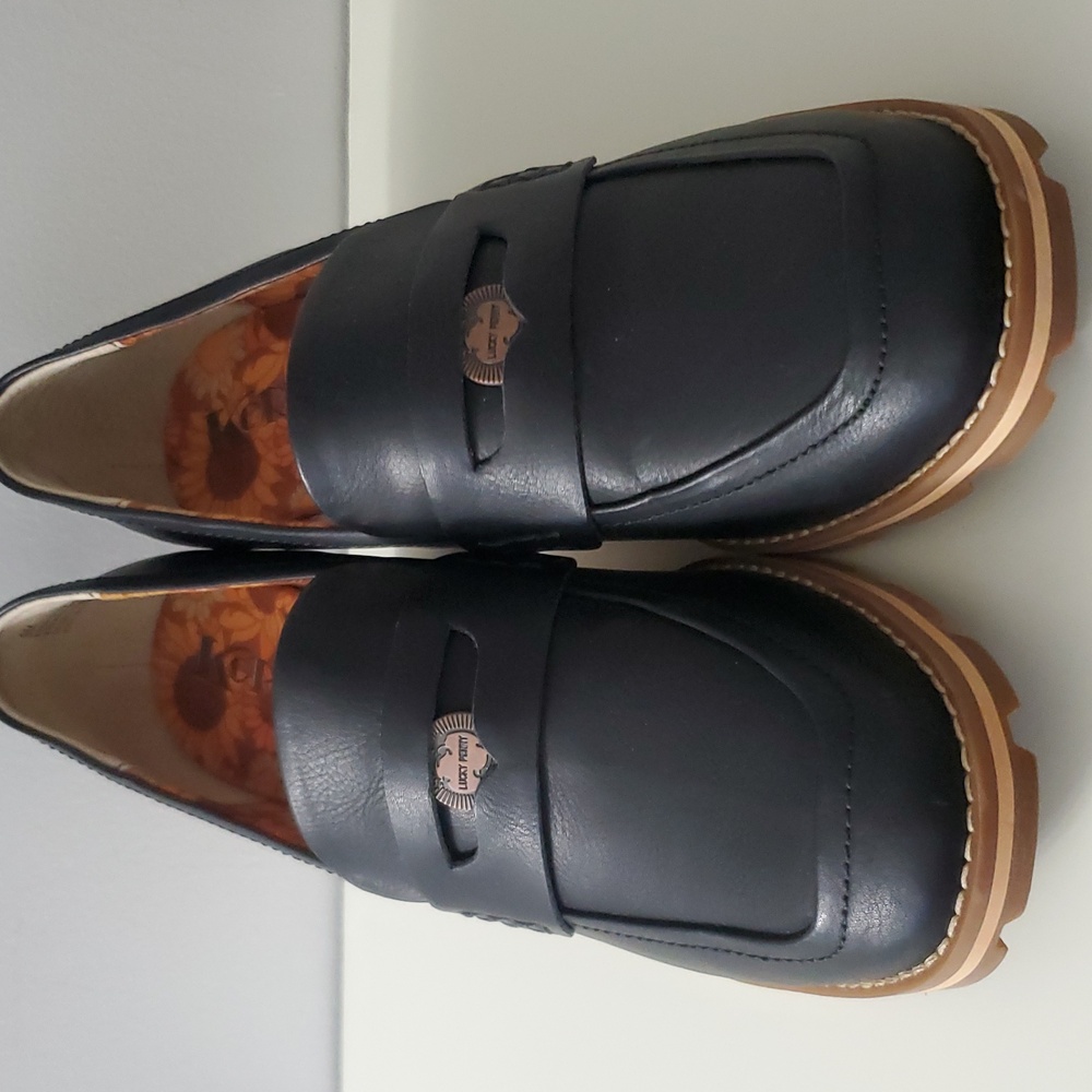 Korks By Kork-Ease Heeled Penny Loafers Black Size 9 Vegan Leather - Picture 3 of 11